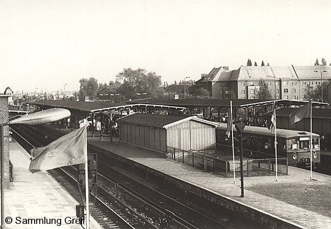 Bild: Bahnhofsansicht um 1983