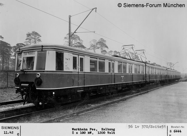 Zug um 1942
