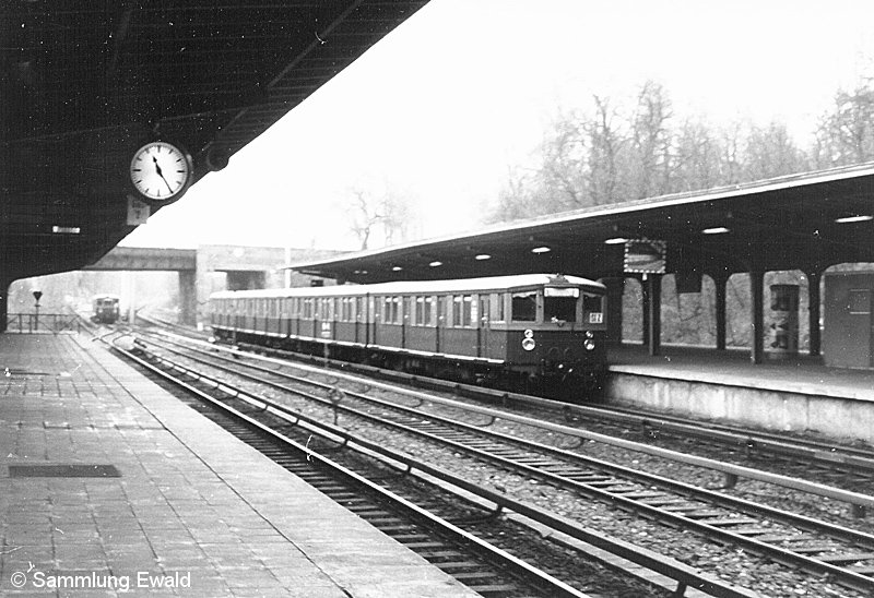 Bild: Blick von Bahnsteig A auf B